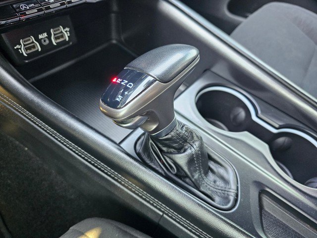 Used 2022 Dodge Durango SXT w/ Blacktop Package AWD/4WD image 34