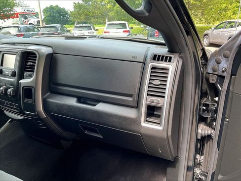 Used 2022 RAM 1500 Warlock AWD/4WD image 13