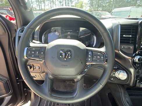 Used 2024 RAM 1500 Limited image 27