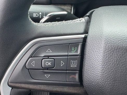 New 2026 Jeep Grand Cherokee Altitude AWD/4WD image 12