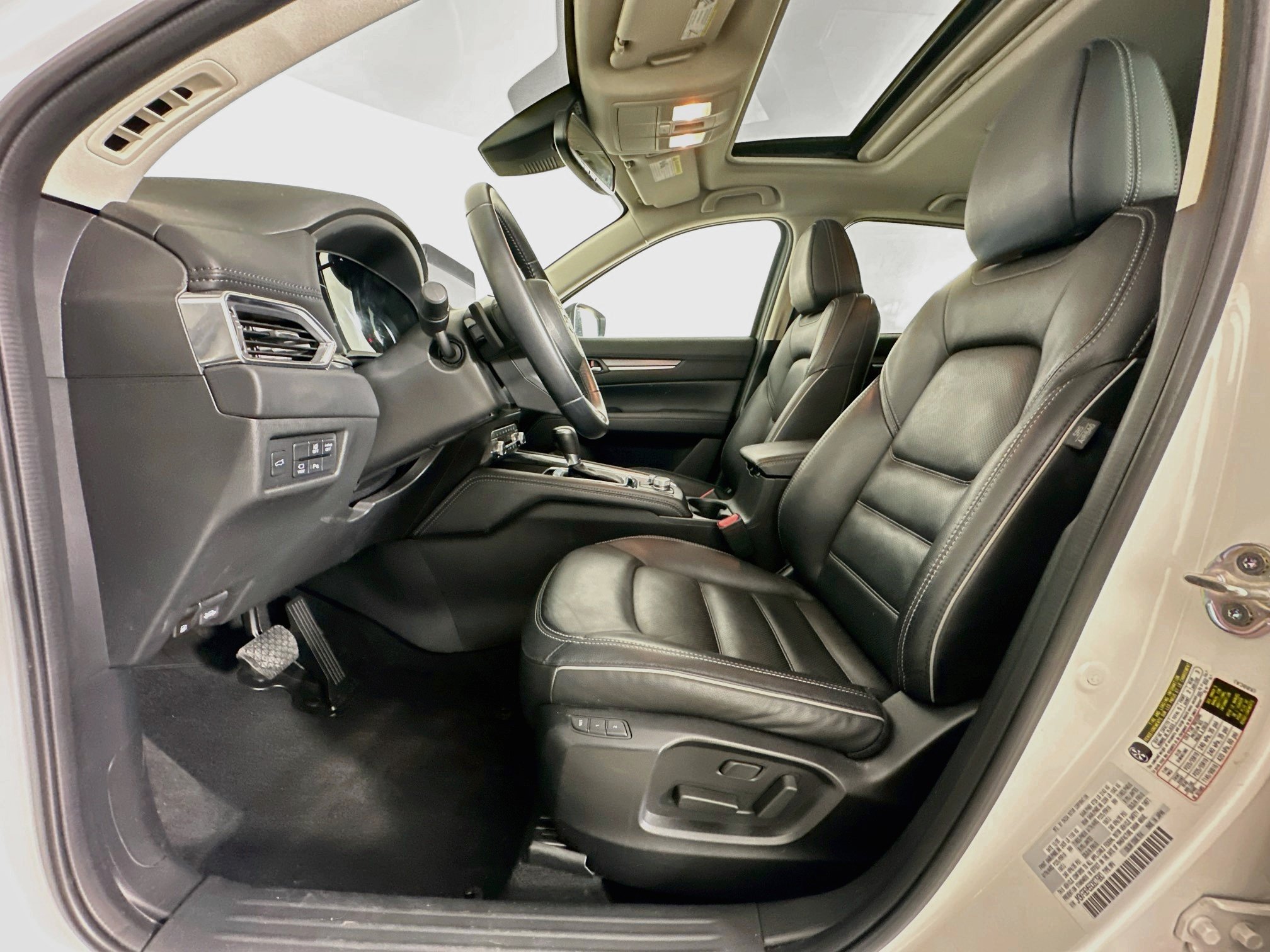 Used 2025 MAZDA CX-5 AWD 2.5 S w/ Premium Plus Pkg image 13