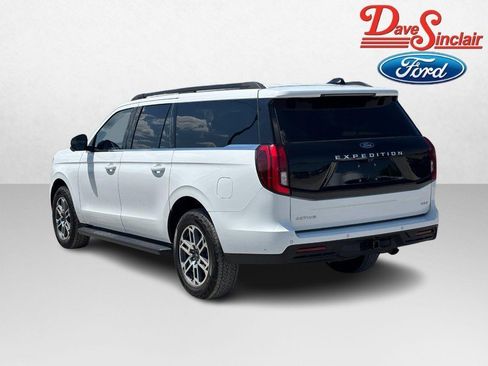 Used 2025 Ford Expedition Max Active AWD/4WD image 8