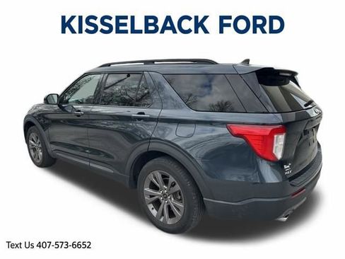 Used 2022 Ford Explorer XLT w/ Equipment Group 202A image 5