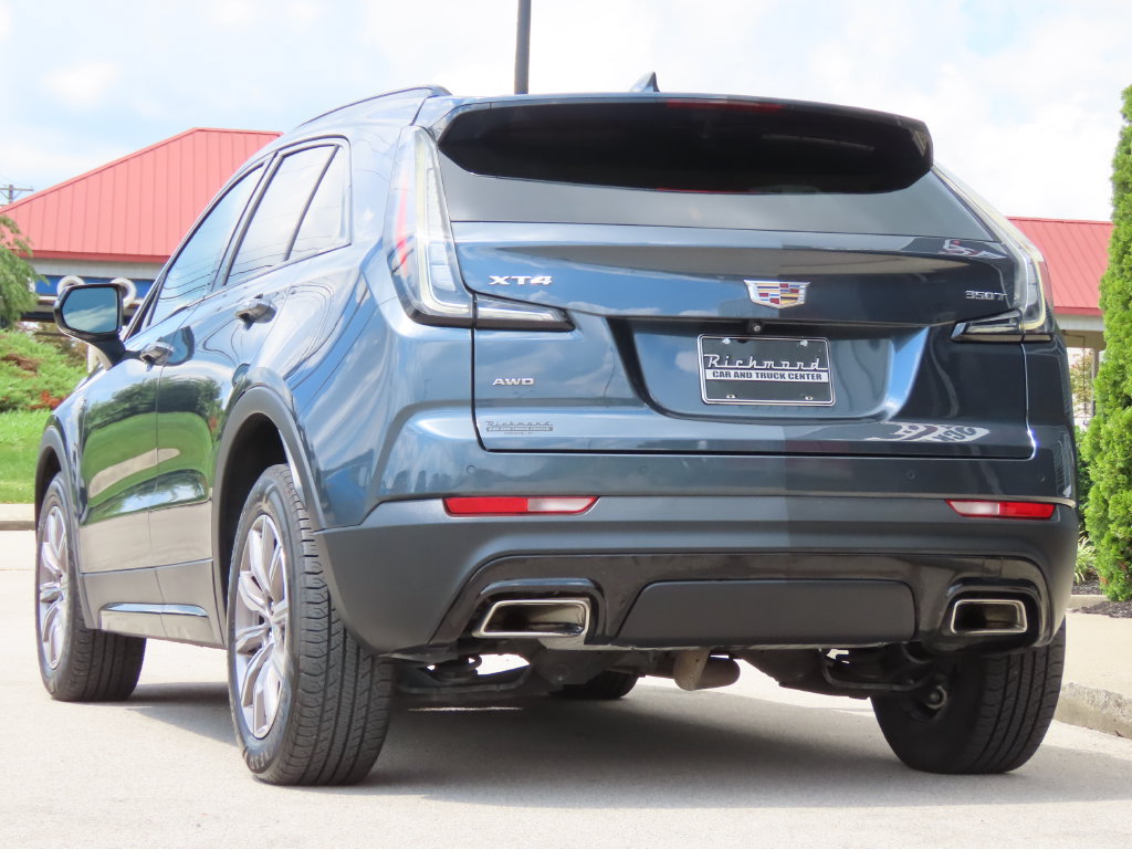 Used 2021 Cadillac XT4 Sport AWD/4WD image 11