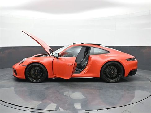 Certified 2022 Porsche 911 Carrera GTS w/ Premium Package image 26