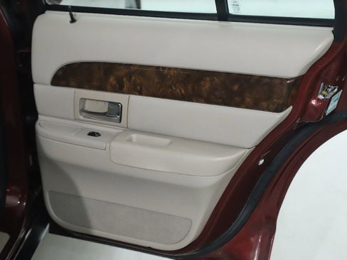 Used 2007 Mercury Grand Marquis GS image 29