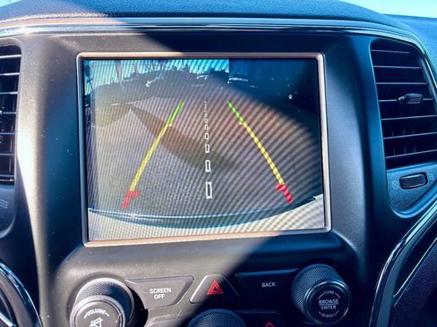 Used 2015 Jeep Grand Cherokee Limited image 17