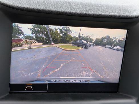Certified 2023 GMC Terrain SLT FWD image 31