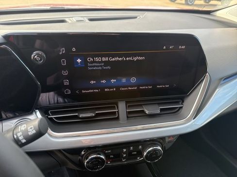 New 2026 Chevrolet Trax LT w/ Driver Confidence Package image 15