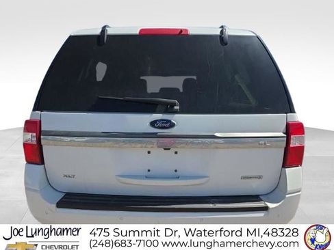 Used 2017 Ford Expedition EL XLT w/ Equipment Group 202A AWD/4WD image 7