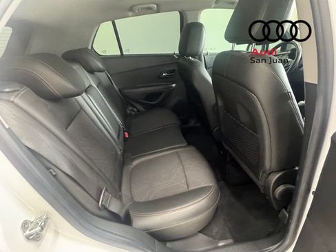 Used 2020 Chevrolet Trax LT w/ Driver Confidence Package FWD image 21