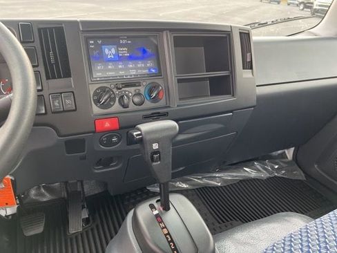 New 2024 Chevrolet Low Cab Forward 5500XG RWD image 17