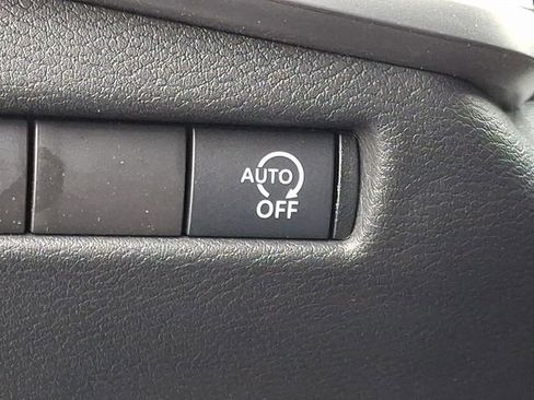 Used 2025 Nissan Kicks SV image 26