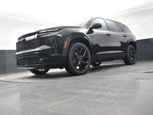 New 2026 Chevrolet Traverse RS w/ LPO, Floor Liner Package image 13