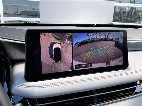 Used 2026 INFINITI QX60 Luxe w/ Cargo Package image 21