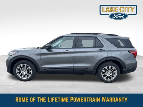 New 2026 Ford Explorer Active w/ Active Comfort Package AWD/4WD image 2
