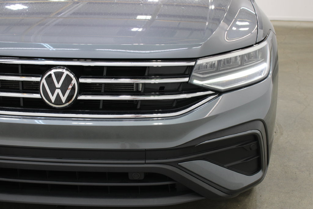 Used 2023 Volkswagen Tiguan SE FWD image 8