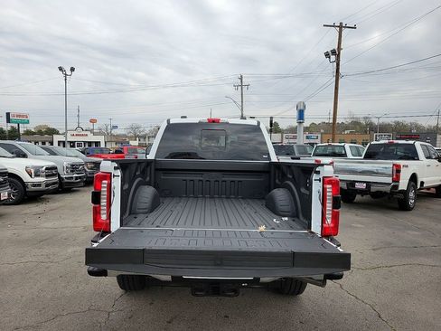 New 2026 Ford F250 Lariat w/ Lariat Premium Package image 8