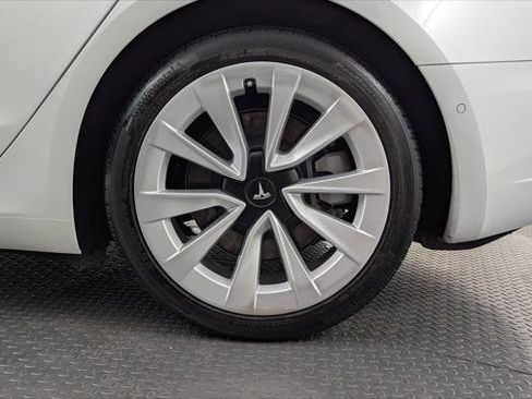 Used 2022 Tesla Model 3 image 31