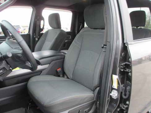 Used 2021 RAM 2500 Big Horn w/ Level 1 Equipment Group image 20