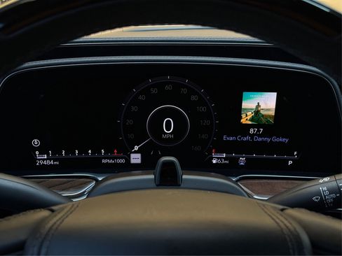 Used 2023 Cadillac Escalade Sport Platinum w/ LPO, ONYX Package AWD/4WD image 18