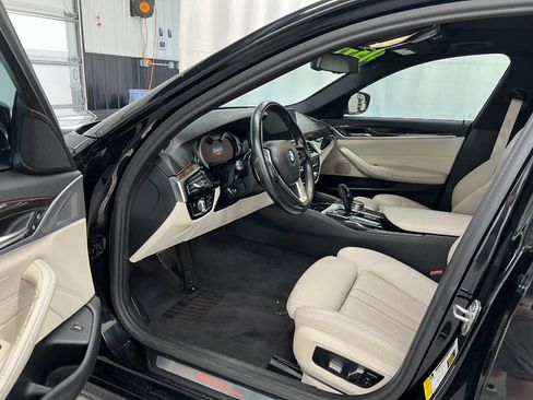 Used 2017 BMW 530i RWD image 7