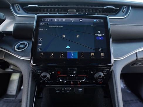 Used 2021 Jeep Grand Cherokee L Limited image 33