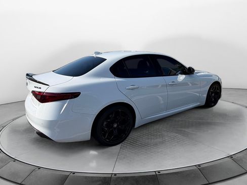 Used 2021 Alfa Romeo Giulia Sprint w/ Nero Edizione RWD image 7