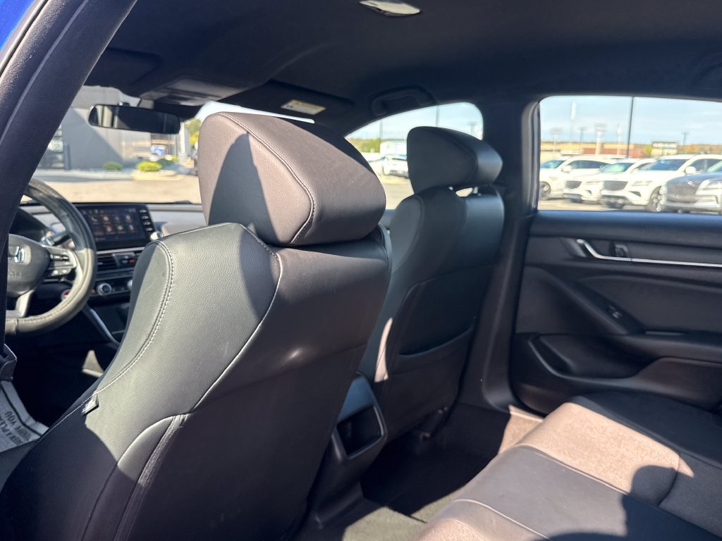 Used 2018 Honda Accord Sport image 19