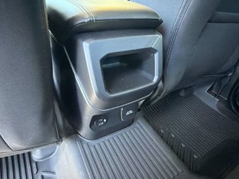 Used 2025 Ford Ranger XLT w/ FX4 Off-Road Package AWD/4WD image 21