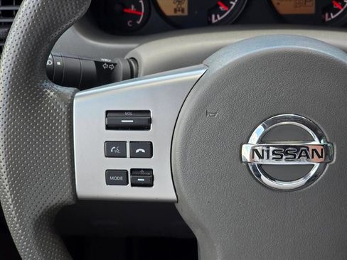 Used 2017 Nissan Frontier SV AWD/4WD image 14