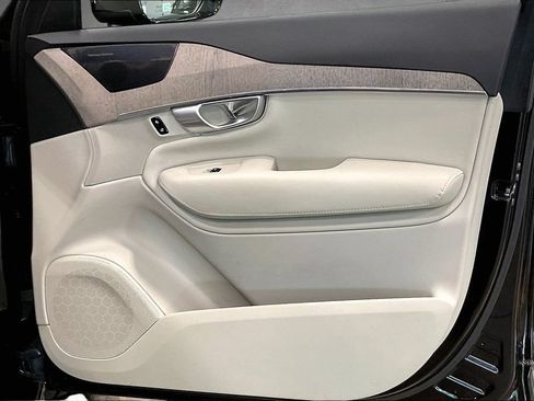 Certified 2024 Volvo XC90 B6 Plus w/ Protection Package Premier AWD/4WD image 29