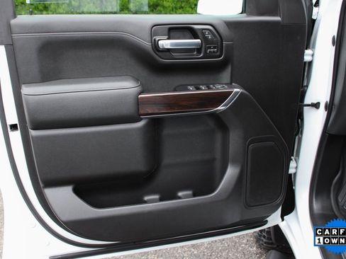 Used 2022 GMC Sierra 1500 SLT w/ X31 Off-Road Package image 12
