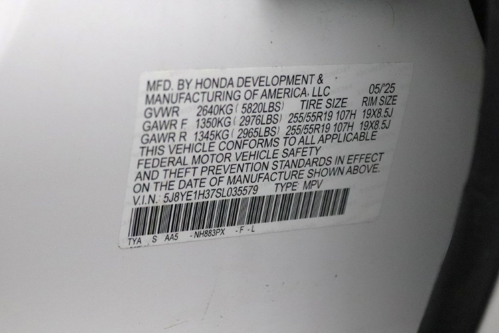 Certified 2025 Acura MDX SH-AWD image 31