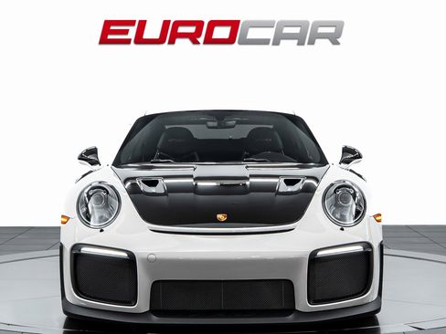Used 2019 Porsche 911 GT2 RS image 8