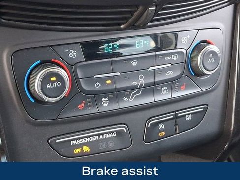 Used 2017 Ford Escape Titanium AWD/4WD image 15