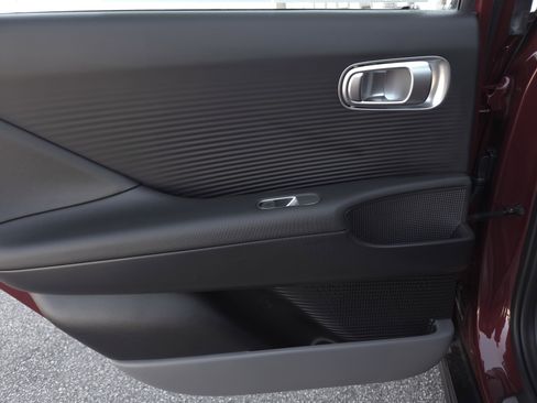 Used 2025 Hyundai Ioniq 6 Limited image 39