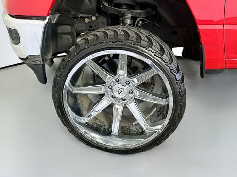 Used 2019 RAM 1500 Big Horn AWD/4WD image 29