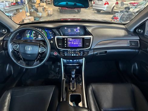 Used 2017 Honda Accord EX-L image 15