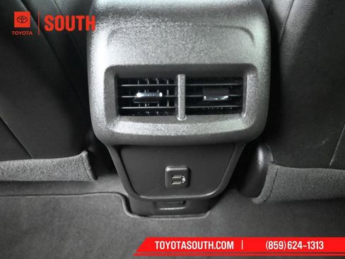 Used 2024 Chevrolet Equinox RS image 28