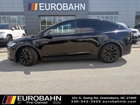 Used 2023 Tesla Model X AWD/4WD image 3