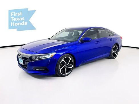 Used 2018 Honda Accord Sport image 3