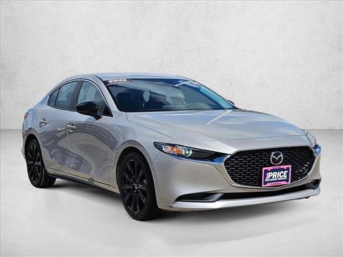 Used 2024 MAZDA MAZDA3 s FWD image 3