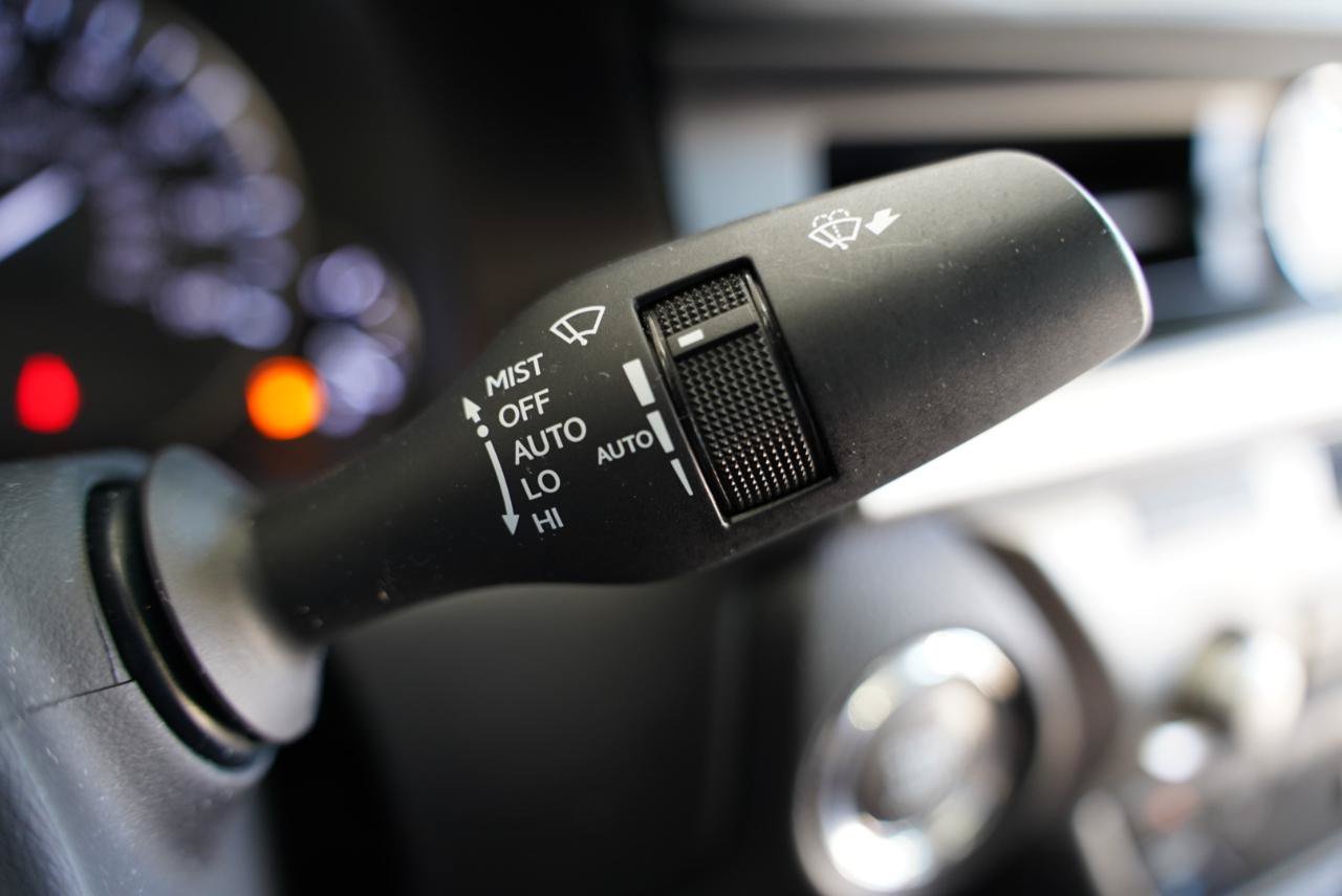 Used 2018 Lexus ES 350 w/ Navigation System Package FWD image 14