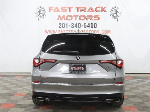 Used 2022 Acura MDX w/ Technology Package AWD/4WD image 5