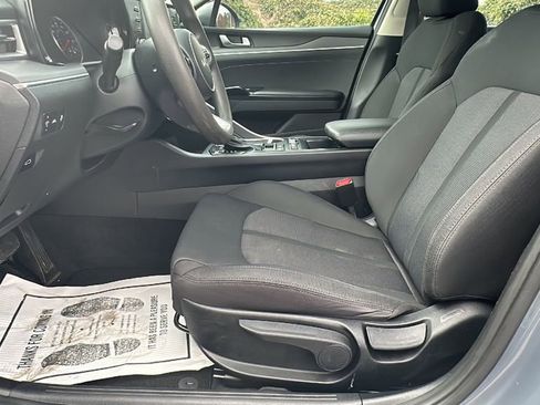 Used 2023 Kia K5 LXS image 10