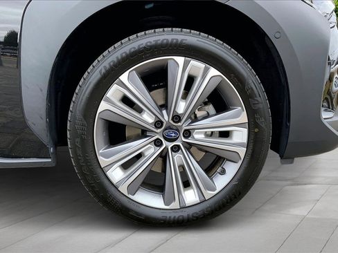 Used 2023 Subaru Solterra AWD image 32