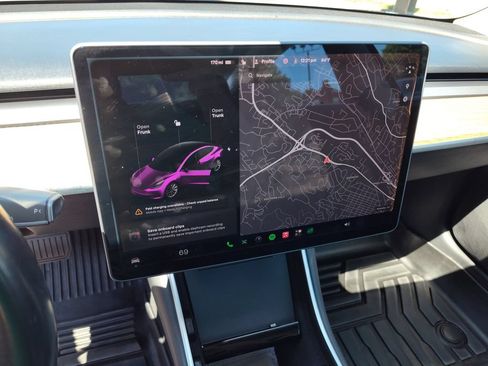 Used 2018 Tesla Model 3 Long Range RWD image 24