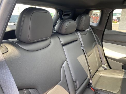 New 2024 Jeep Compass Limited w/ Elite Group image 15