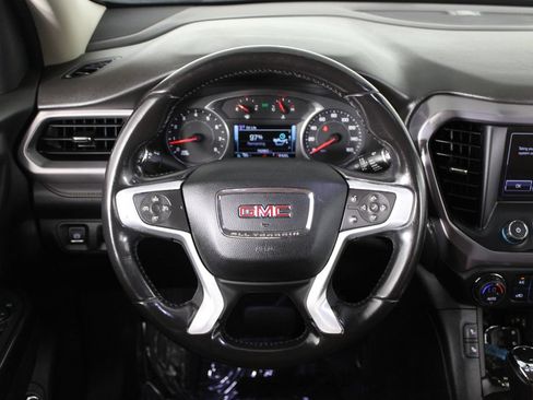 Used 2019 GMC Acadia SLT AWD/4WD image 9